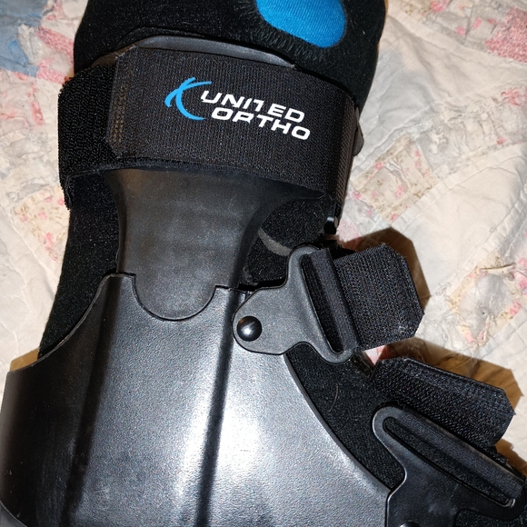 Ortho boot - Picture 3 of 8